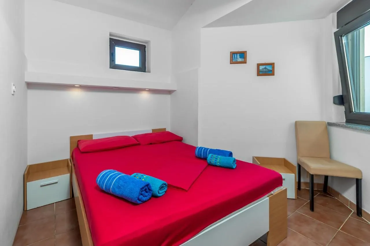 Maestral Apartments Malinska