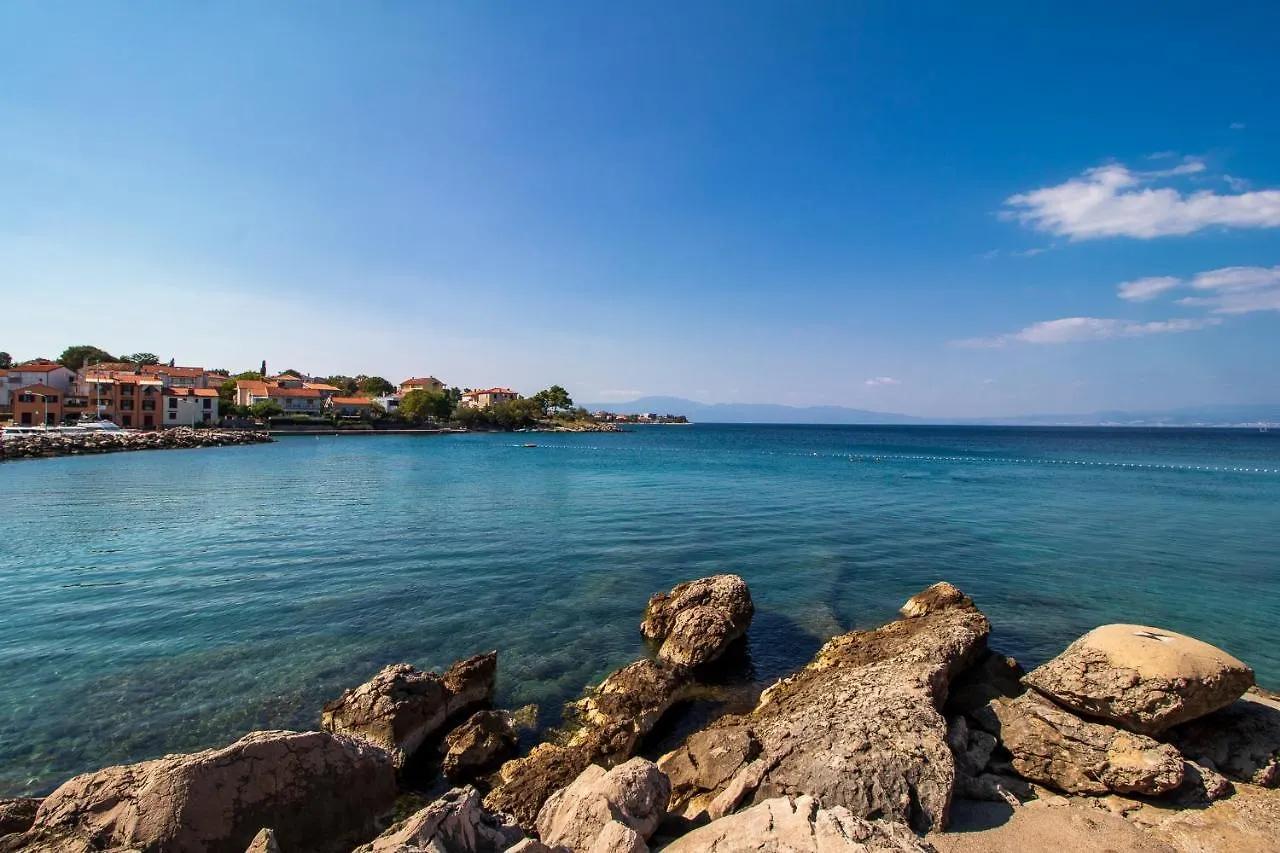 Maestral Apartments Malinska